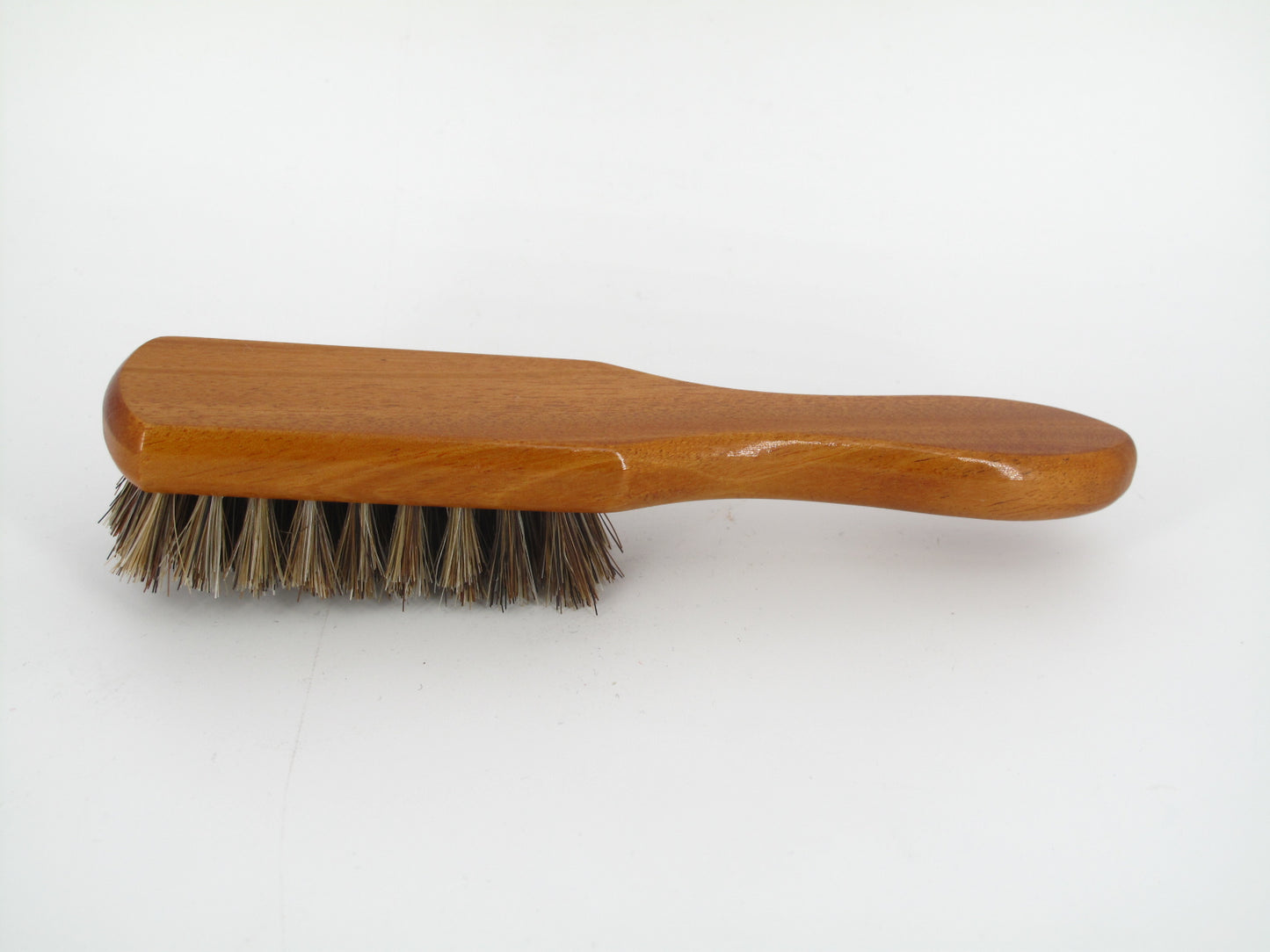 SKU - 1072 -- CEPILLO PARA BARBA