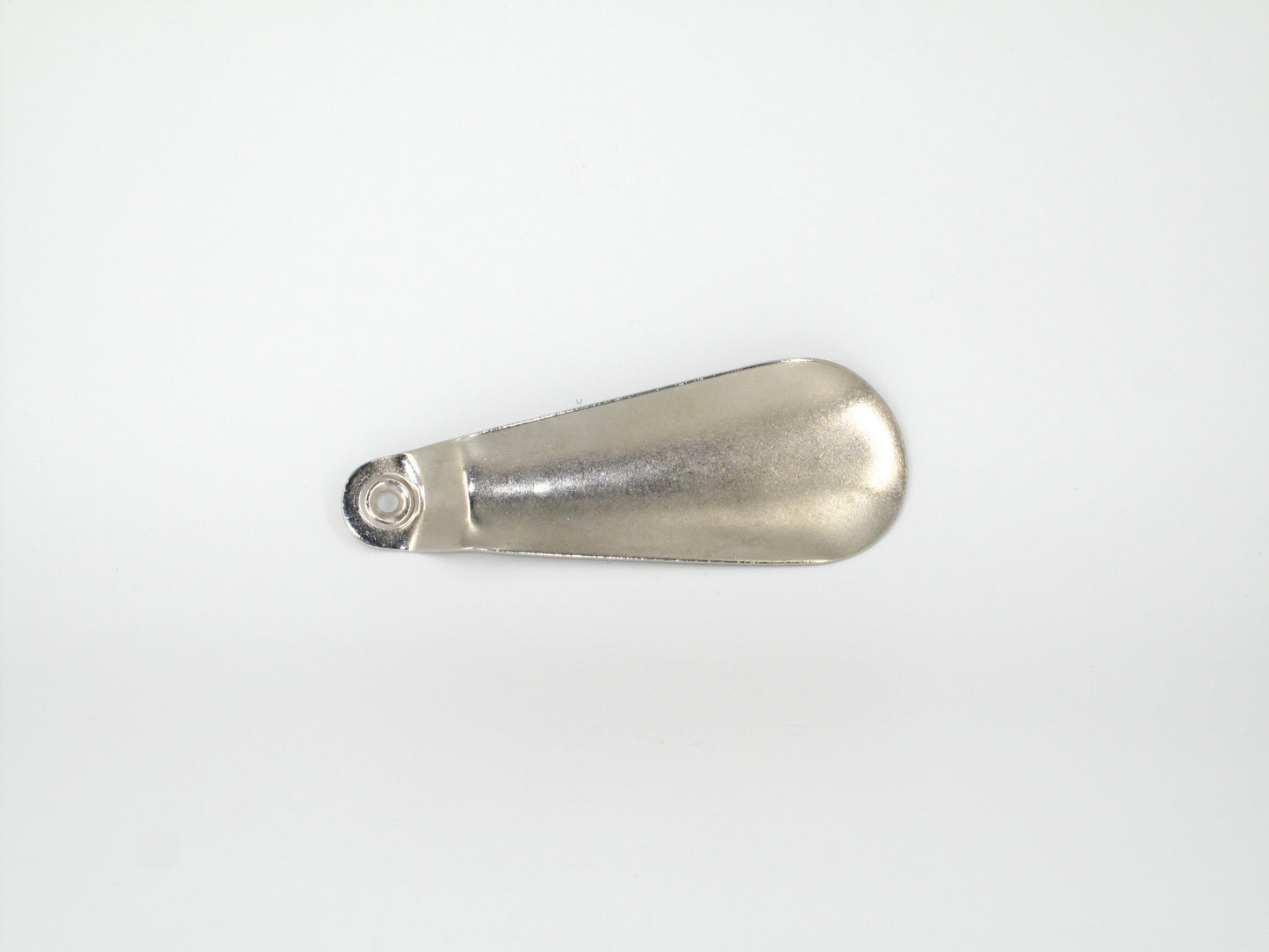 SKU - 1502 -- CALZADOR METALICO CORTO