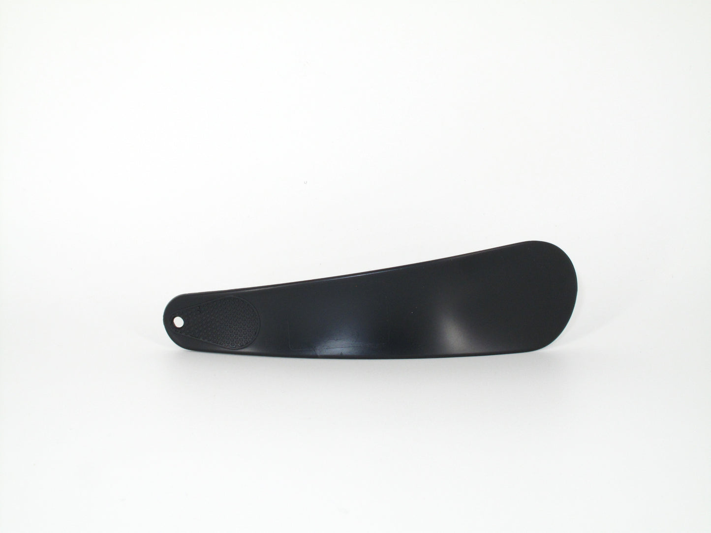 SKU - 1503 -- CALZADOR PLASTICO CORTO