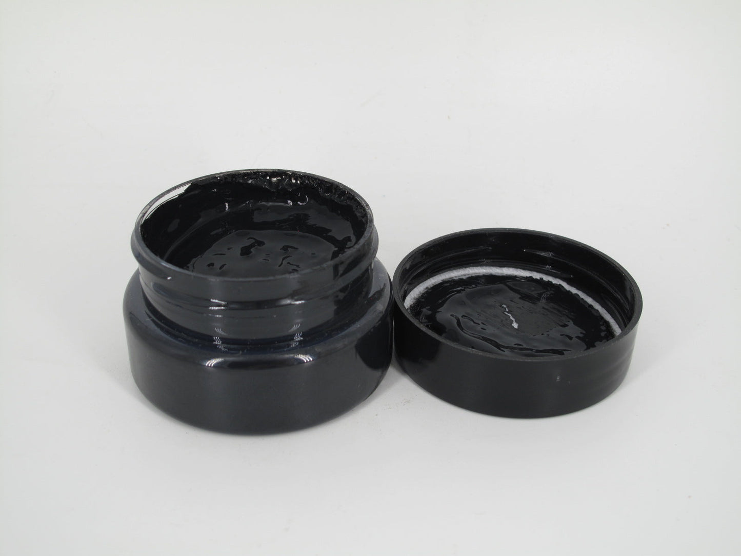 SKU - 2365 -- RESANADOR LUX-Z NEGRO 50 G